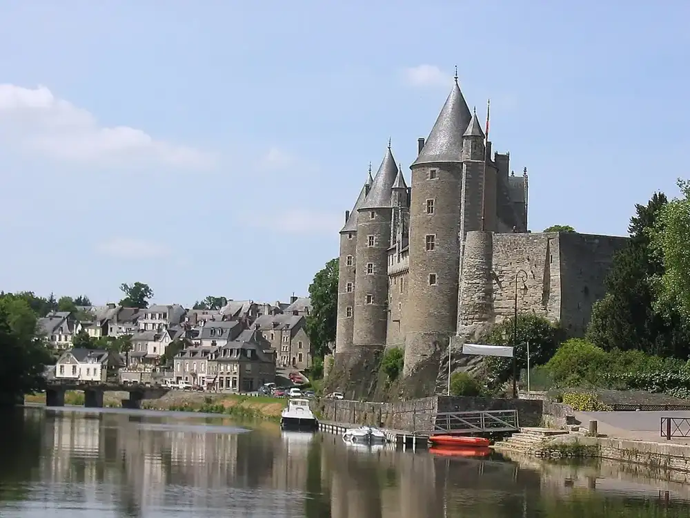 Josselin, location Airbnb et conciergerie