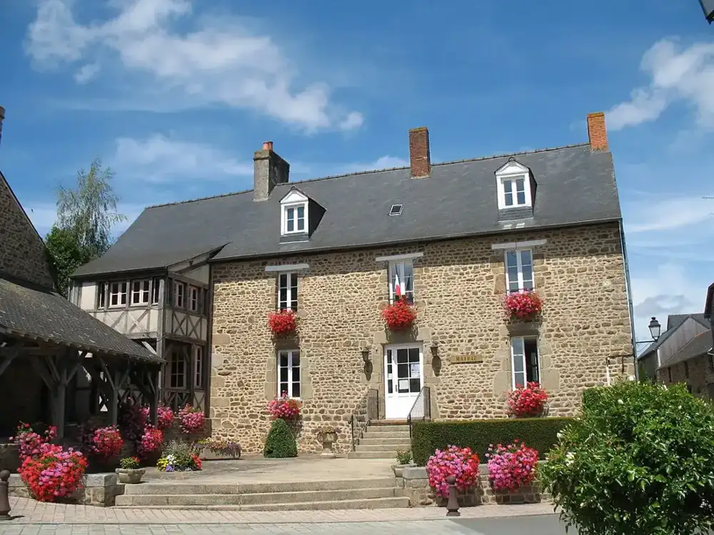 La Selle-en-Luitré, location Airbnb et conciergerie