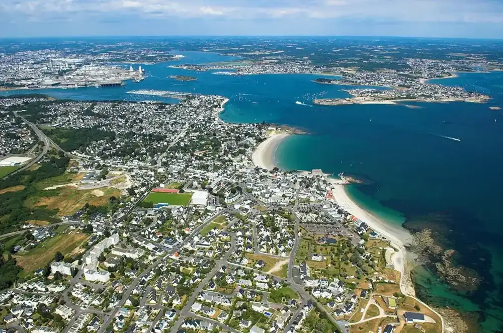 Conciergerie Airbnb à Larmor-Plage : tarifs, rentabilité et conseils 2026