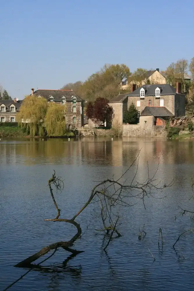 Marcillé-Robert, location Airbnb et conciergerie