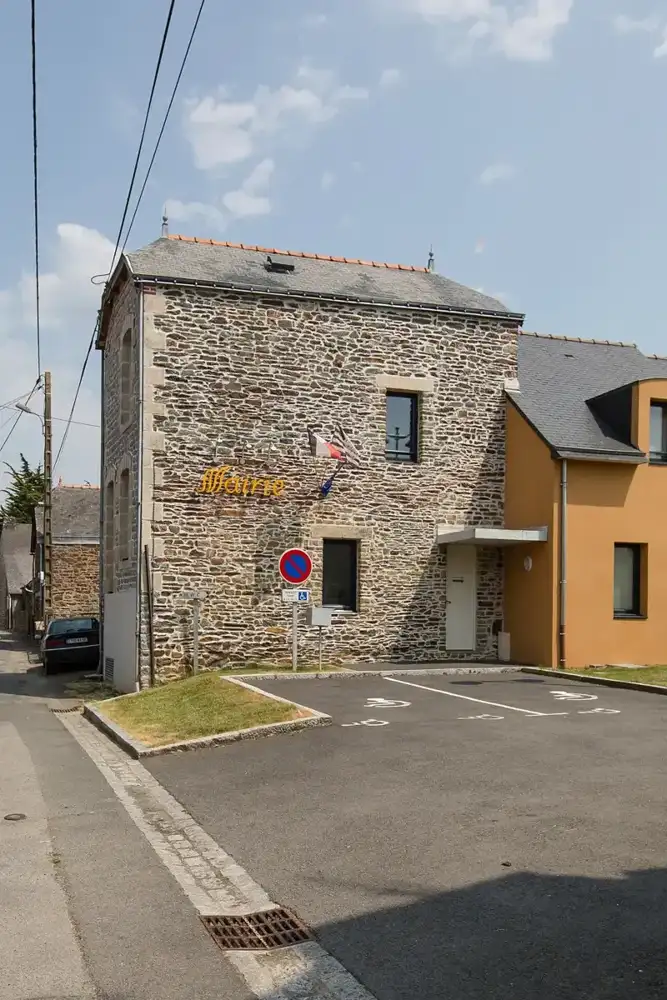 Néant-sur-Yvel, location Airbnb et conciergerie