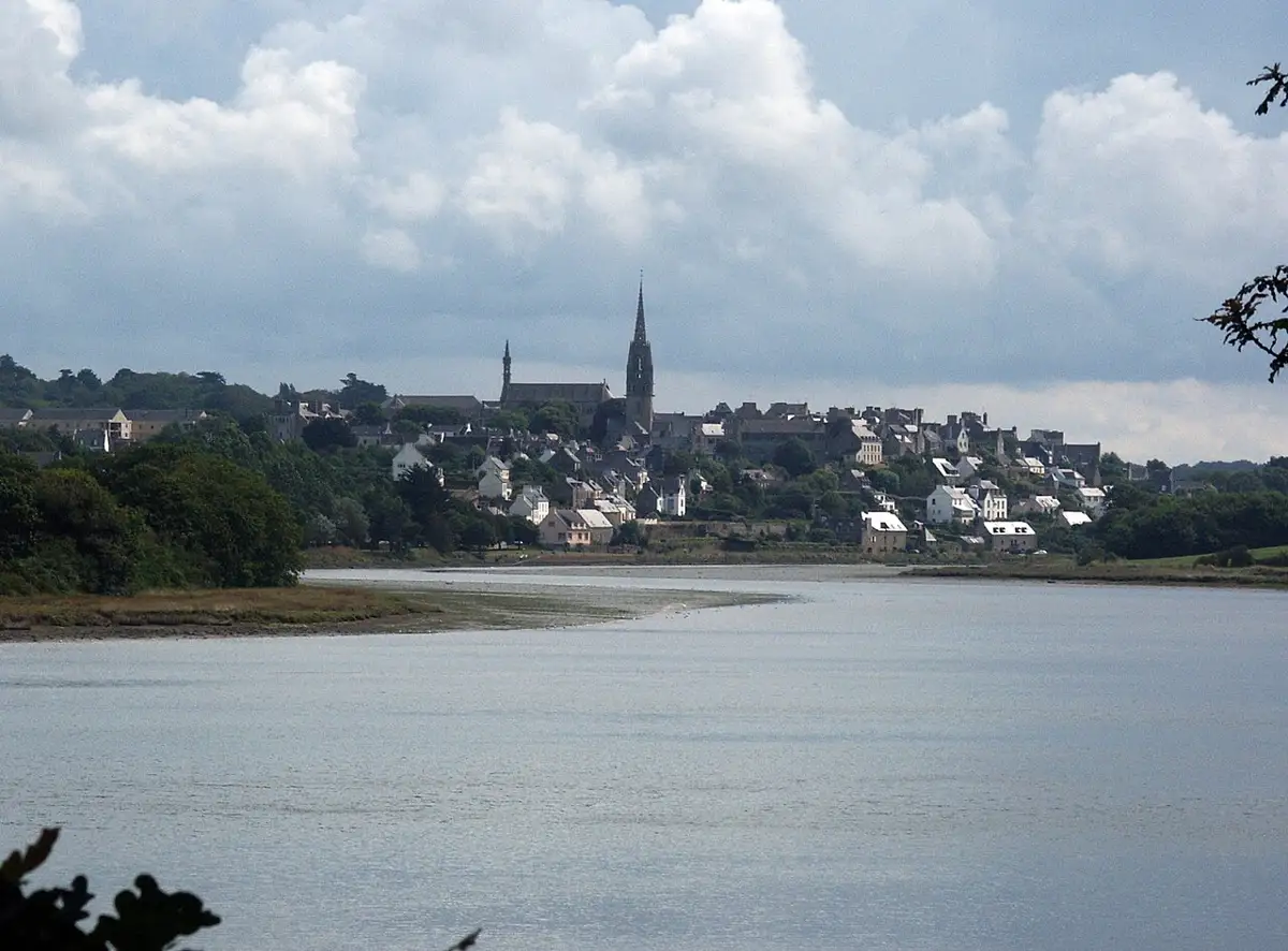 Pont-Croix, location Airbnb et conciergerie