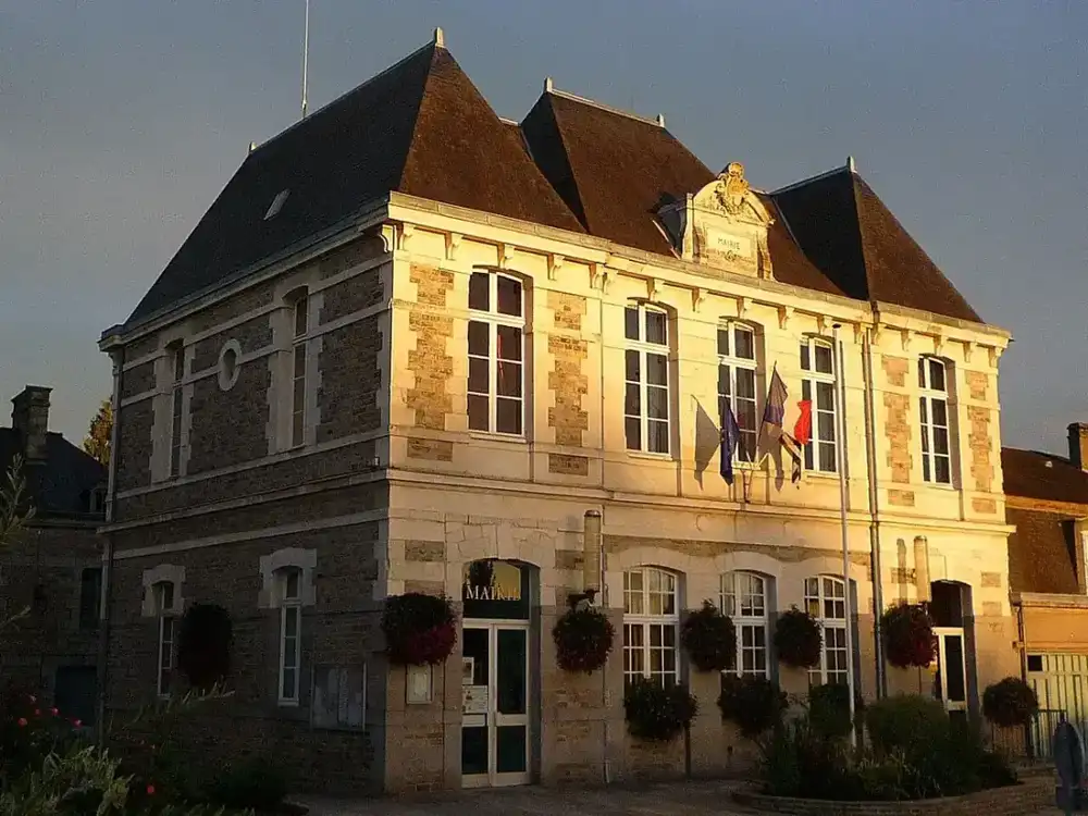 Saint-Aubin-du-Cormier, location Airbnb et conciergerie