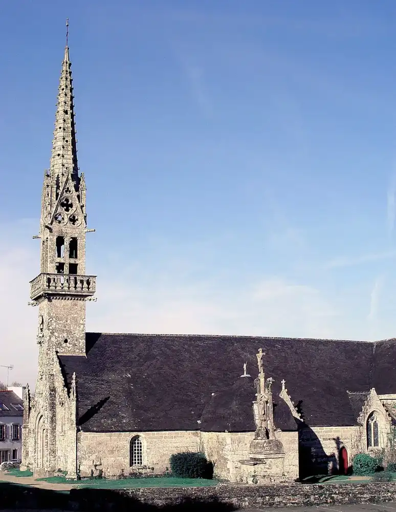 Saint-Hernin, location Airbnb et conciergerie
