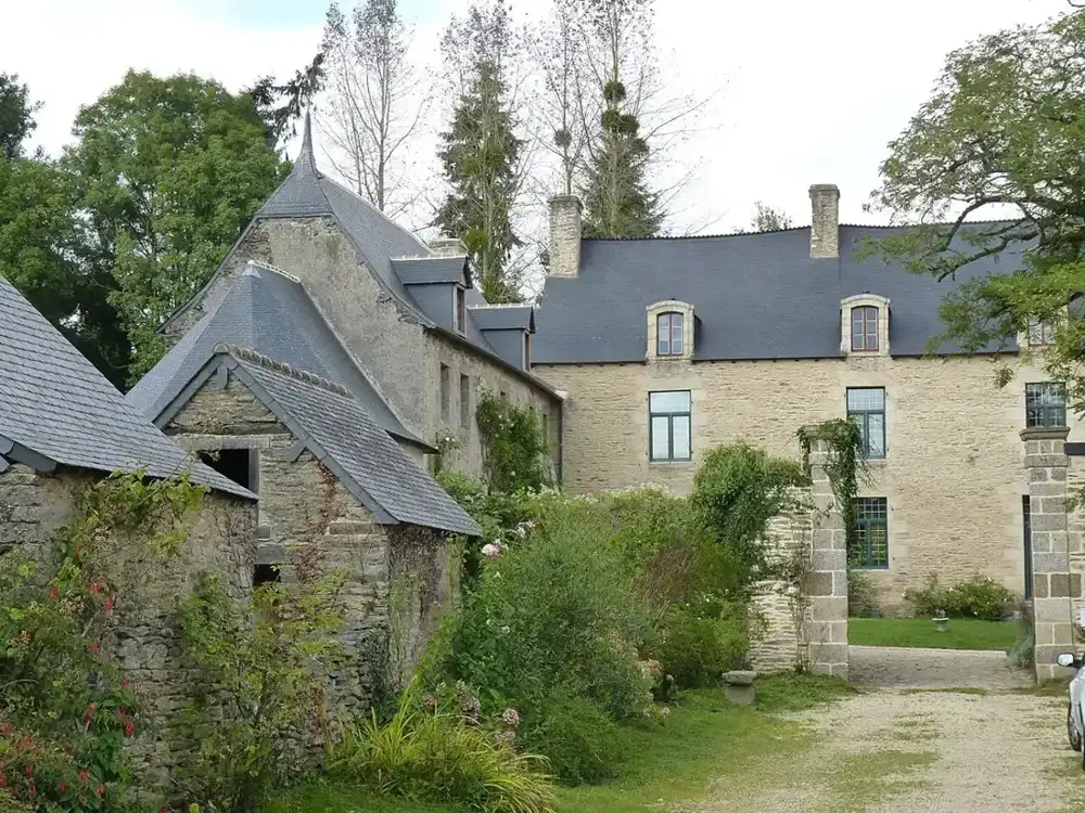 Saint-Martin-des-Prés, location Airbnb et conciergerie