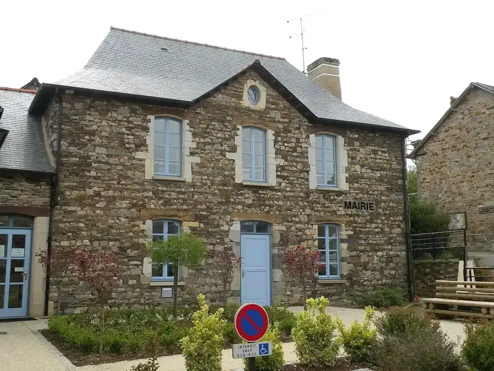 Saint-Senoux, location Airbnb et conciergerie