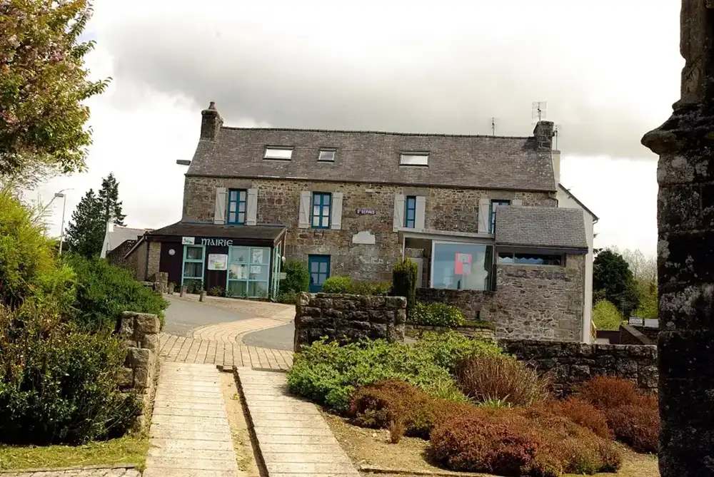 Saint-Servais, location Airbnb et conciergerie