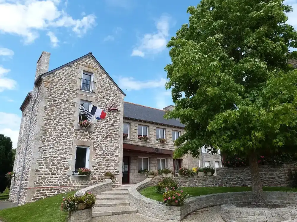 Saint-Trimoël, location Airbnb et conciergerie